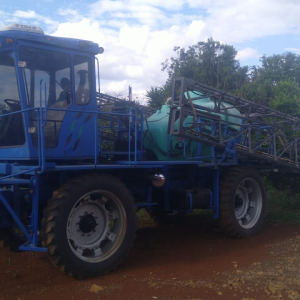 Pulverizador Autopropelido Pulverjet 4x4