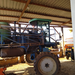 Pulverizador Autopropelido Boxer
