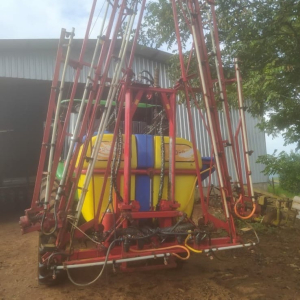 Pulverizador Fankhauser 800 Litros