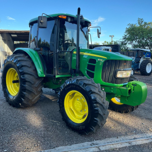 Trator John Deere 6125J