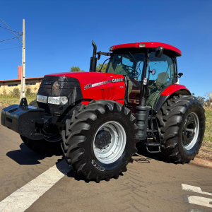 Trator Case Puma 200