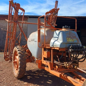 Pulverizador Jacto Advance AM18