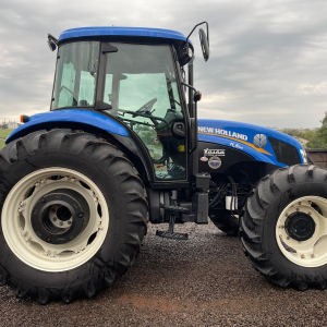 Trator New Holland TL 5.90