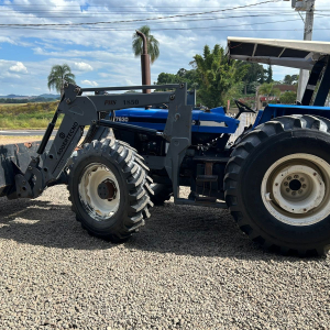 Trator New Holland 7630