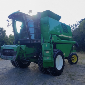 Colheitadeira John Deere 1450