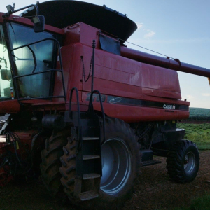 Colheitadeira Case 2799