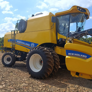 Colheitadeira New Holland Tc 4.90