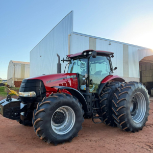 Trator Case Puma 230